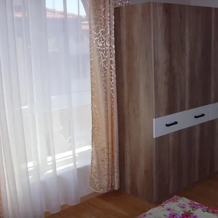 Mellia 7 Apartamento *