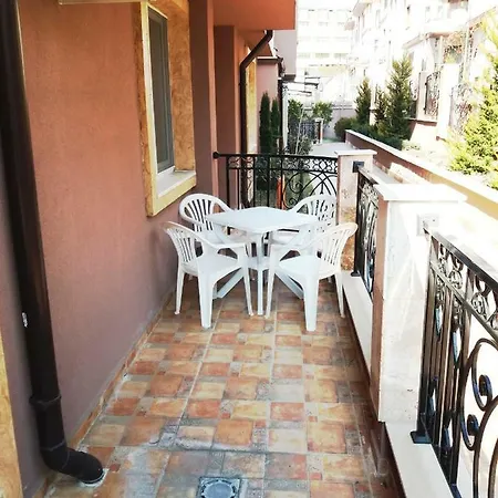 Mellia 7 Apartamento *