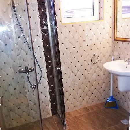 Apartamento Mellia 7 *